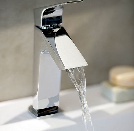 Смеситель URBAN CHIC 210101 для умывальника каскадный излив