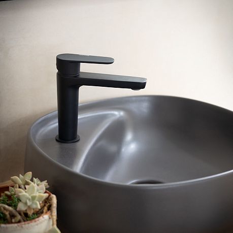 Смеситель ALEXIA 3604NM для умывальника, чёрный